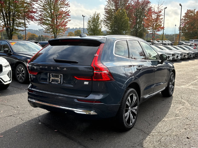 Used 2023 Volvo XC60 T8 Ultimate w/ Climate Package AWD/4WD image 4