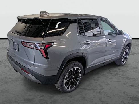 New 2026 Chevrolet Equinox LT w/ Convenience Package II FWD image 14