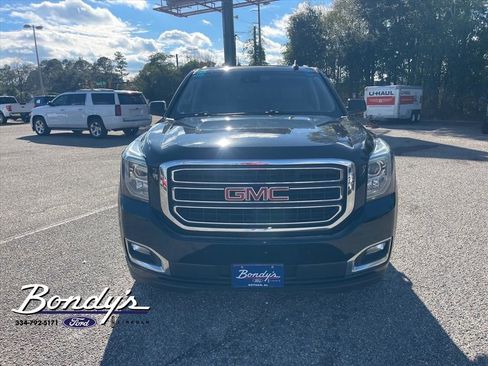 Used 2019 GMC Yukon XL SLT w/ Open Road Package image 3