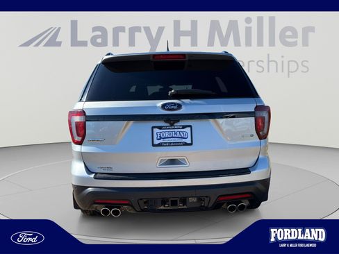 Used 2018 Ford Explorer Sport w/ Equipment Group 401A AWD/4WD image 4