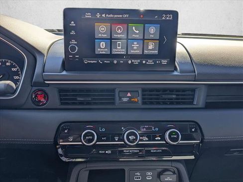 New 2025 Honda Pilot Touring image 12