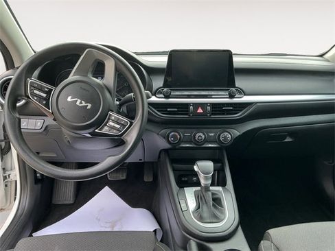 Used 2023 Kia Forte LXS w/ LXS Technology Package image 10