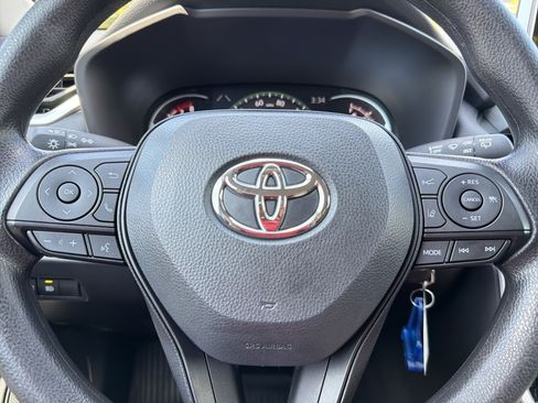 Used 2025 Toyota RAV4 LE FWD image 12
