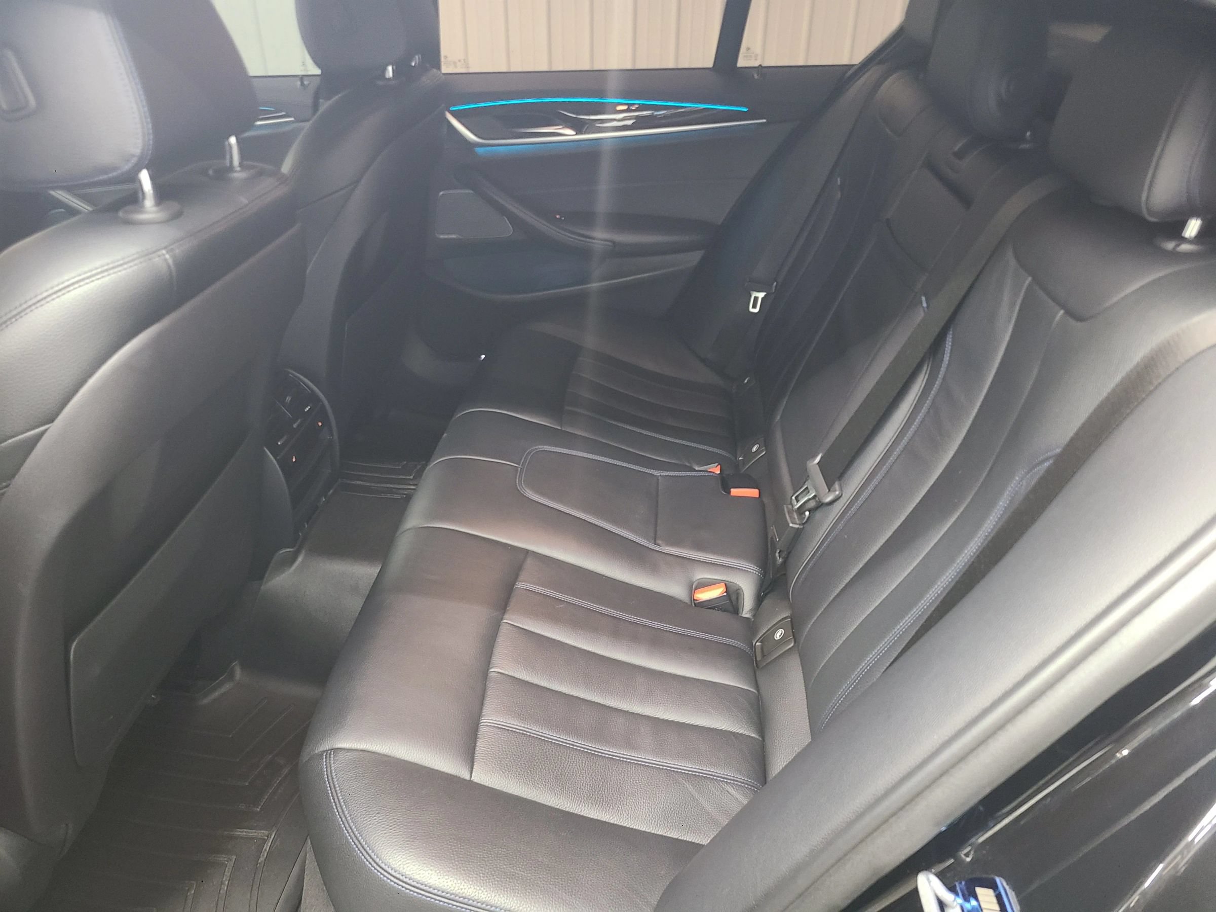 Used 2018 BMW 540i xDrive AWD/4WD image 39