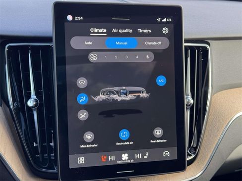 Certified 2026 Volvo XC60 B5 Plus w/ Climate Package image 25