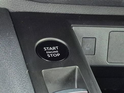 Used 2026 Nissan Kicks SV FWD image 16