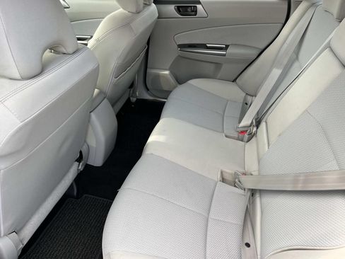 Used 2012 Subaru Forester 2.5X w/ Popular Pkg 1 AWD/4WD image 17