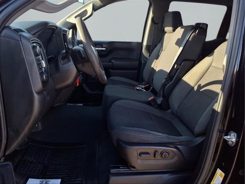 Used 2022 Chevrolet Silverado 1500 Custom Trail Boss w/ Safety Confidence Package image 12