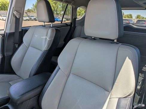 Used 2018 Toyota RAV4 Limited w/ Advanced Technology Package AWD/4WD image 9