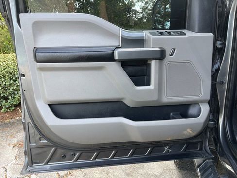 Used 2016 Ford F150 XLT w/ XTR Package image 12