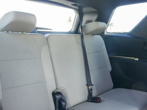 Used 2023 Chevrolet Traverse LT w/ LPO, Cargo Package image 16