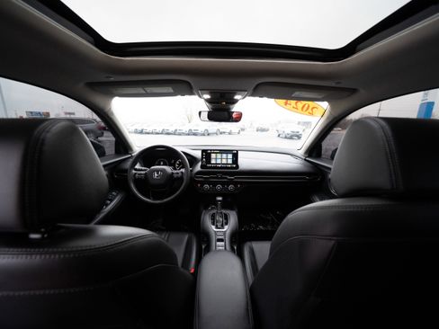 Certified 2024 Honda HR-V EX-L image 19