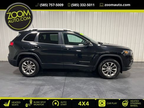 Used 2021 Jeep Cherokee Latitude Plus image 1