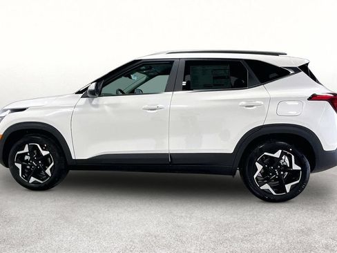 Used 2026 Kia Seltos EX FWD image 7