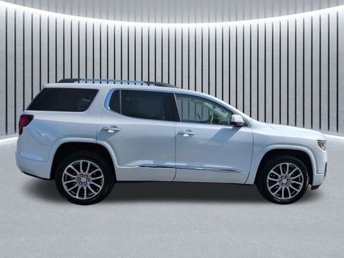 Certified 2023 GMC Acadia Denali w/ Denali Ultimate Package AWD/4WD image 4