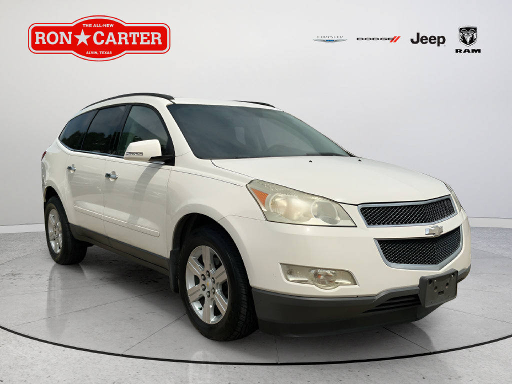 Used 2011 Chevrolet Traverse LT w/ Personal Connectivity Package FWD image 1