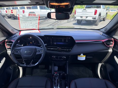 New 2026 Chevrolet TrailBlazer RS w/ Convenience Package FWD image 16