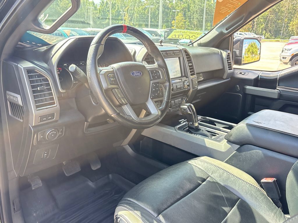 Used 2018 Ford F150 Raptor w/ Equipment Group 802A Luxury AWD/4WD image 6