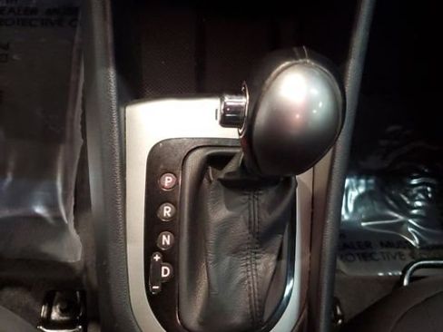 Used 2013 Kia Rio EX image 25