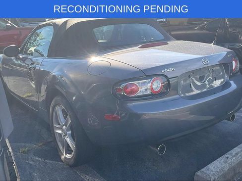 Used 2008 MAZDA MX-5 Miata Sport RWD image 3
