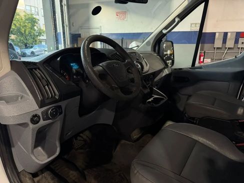 Used 2018 Ford Transit 250 148 Medium Roof image 20