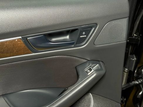 Used 2015 Audi Q5 3.0T Premium Plus image 24