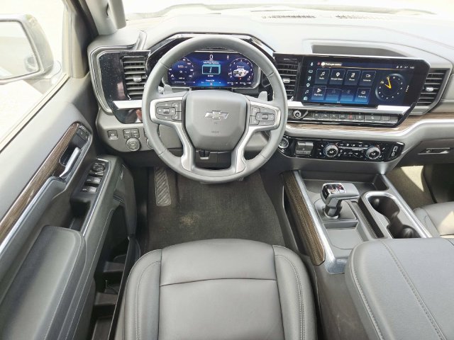 Certified 2026 Chevrolet Silverado 1500 LT Trail Boss w/ Safety Package AWD/4WD image 7
