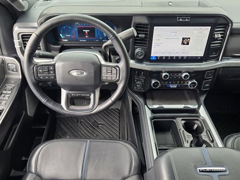 Certified 2025 Ford F250 Platinum AWD/4WD image 27