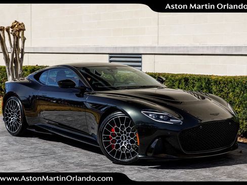 Used 2023 Aston Martin DBS Coupe image 13