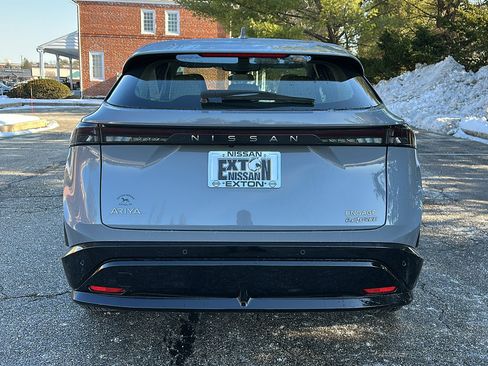 Certified 2024 Nissan Ariya AWD image 5
