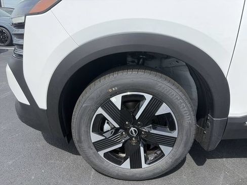 New 2026 Nissan Kicks SV w/ Cold Weather Package AWD/4WD image 10