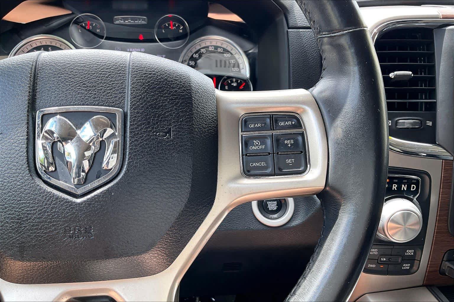 Used 2017 RAM 1500 Laramie w/ Convenience Group AWD/4WD image 19
