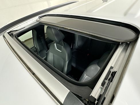 Used 2022 Hyundai Santa Cruz Limited image 23