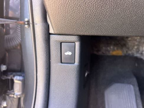 Used 2024 Honda Accord EX-L image 29