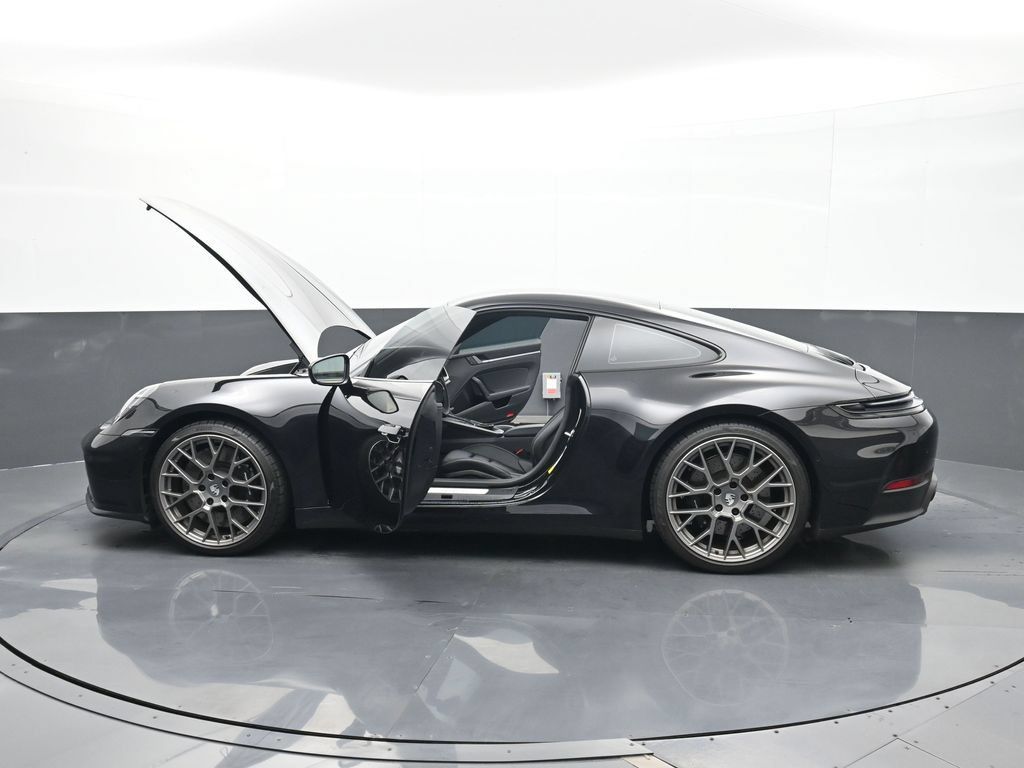 Certified 2026 Porsche 911 Carrera S RWD image 26