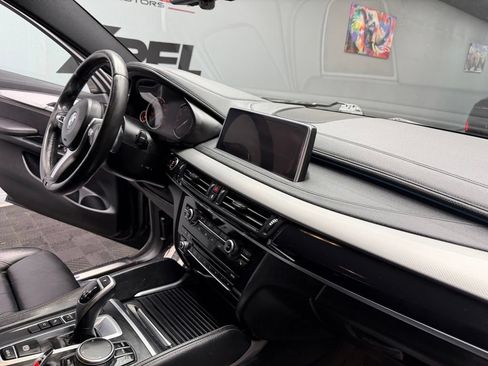 Used 2019 BMW X6 sDrive35i w/ M Sport Package RWD image 51