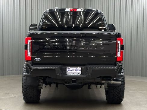 Used 2026 Ford F250 Platinum w/ FX4 Off-Road Package AWD/4WD image 4