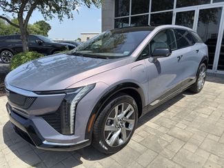 Used 2025 Cadillac Optiq Luxury 1 AWD/4WD video 3