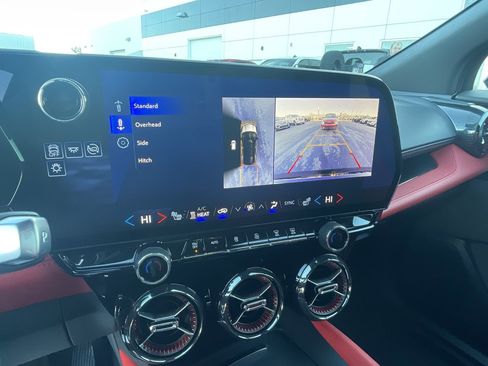 Used 2024 Chevrolet Blazer EV RS image 15