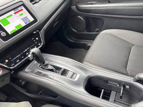 Used 2022 Honda HR-V EX image 19