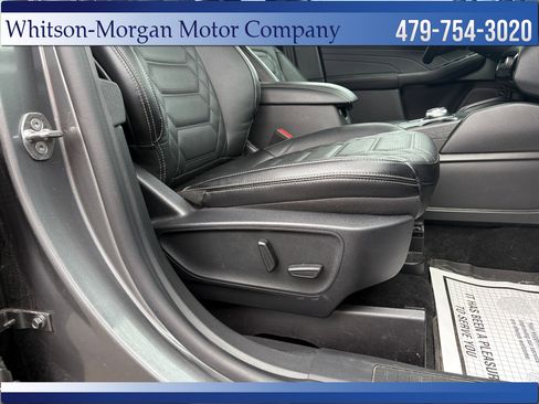 Used 2024 Ford Escape Platinum w/ Premium Technology Package AWD/4WD image 33