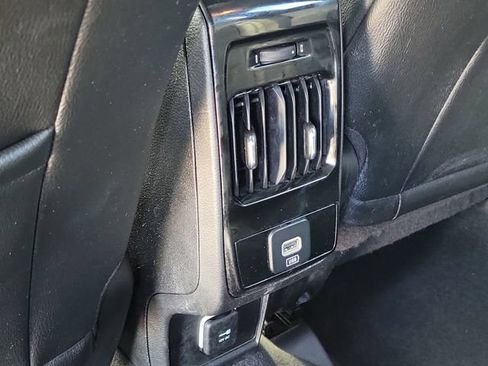 Used 2024 Jeep Compass Latitude AWD/4WD image 25