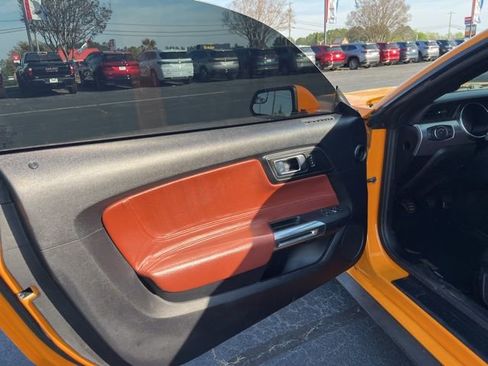 Used 2018 Ford Mustang GT w/ Black Accent Pkg image 6