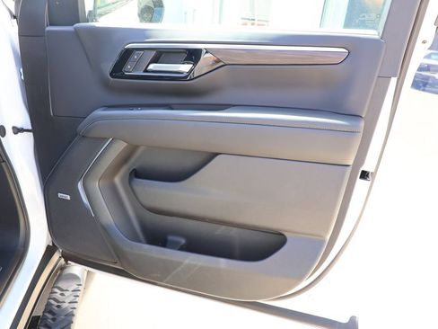 New 2026 Chevrolet Tahoe Z71 w/ Z71 Off-Road Package AWD/4WD image 43
