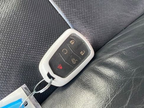 Used 2015 Cadillac XTS Luxury w/ Driver Awareness Package image 26