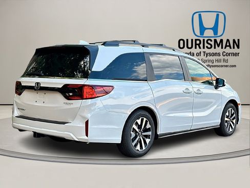 New 2026 Honda Odyssey EX-L image 3