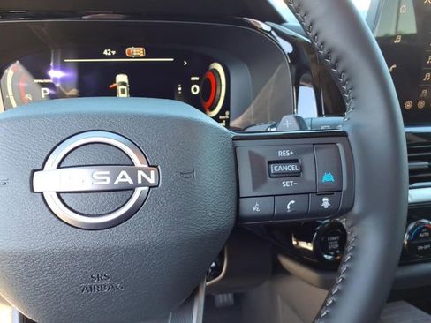 New 2026 Nissan Pathfinder Platinum AWD/4WD image 10