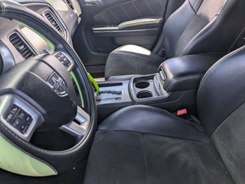 Used 2012 Dodge Charger R/T RWD image 18