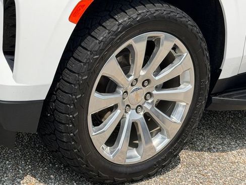 Used 2023 Chevrolet Tahoe Premier RWD image 9