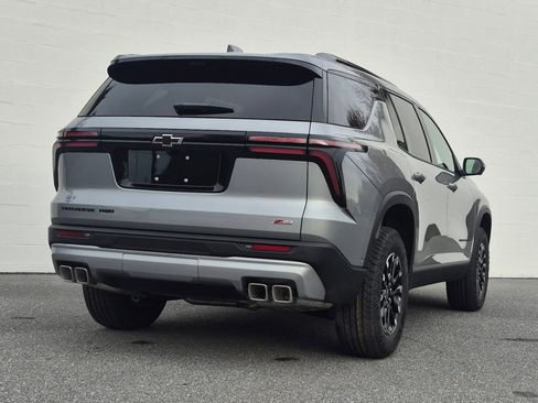 New 2026 Chevrolet Traverse Z71 w/ Enhanced Driving Package AWD/4WD image 17